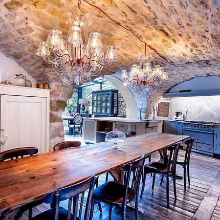 شقة فندقية Maison Baronne