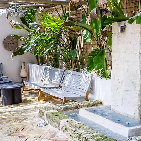 Maison Baronne Aparthotel 4*